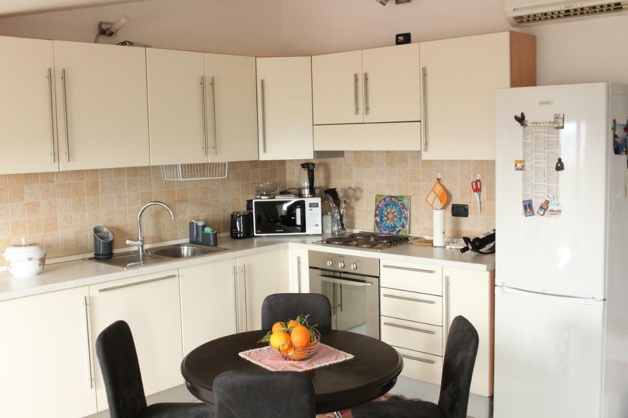 Ferienwohnung La Finestra Sul Mare Ancona Exterior foto